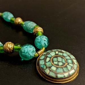 Mosaic glass beads necklace